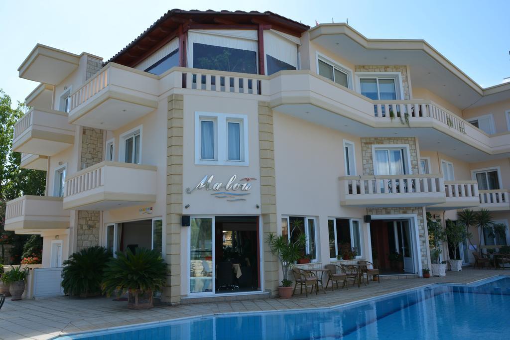 קאטו דרטסו Malou Apartments חדר תמונה