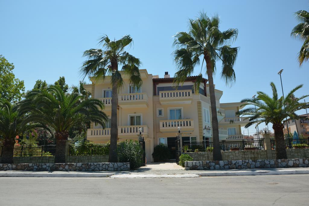 קאטו דרטסו Malou Apartments מראה חיצוני תמונה