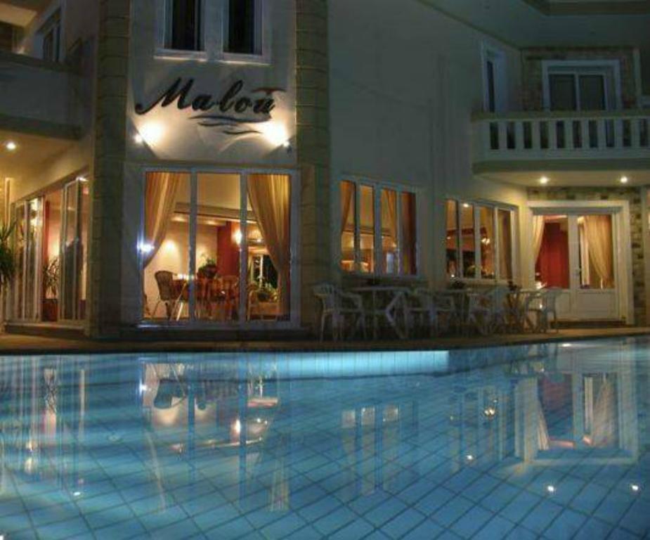 קאטו דרטסו Malou Apartments מראה חיצוני תמונה