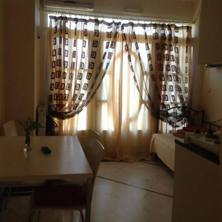 קאטו דרטסו Malou Apartments מראה חיצוני תמונה